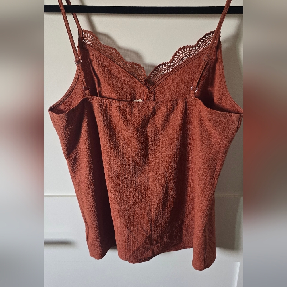 Lace-Trim Rust Button-Front Cami - Picture 2 of 3